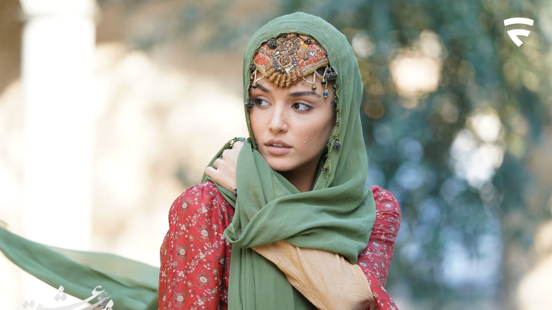 Кадр из Мевлана: Опьянённый любовью